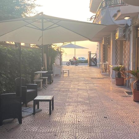 Vista Eolie Milazzo- Apartments ภายนอก รูปภาพ