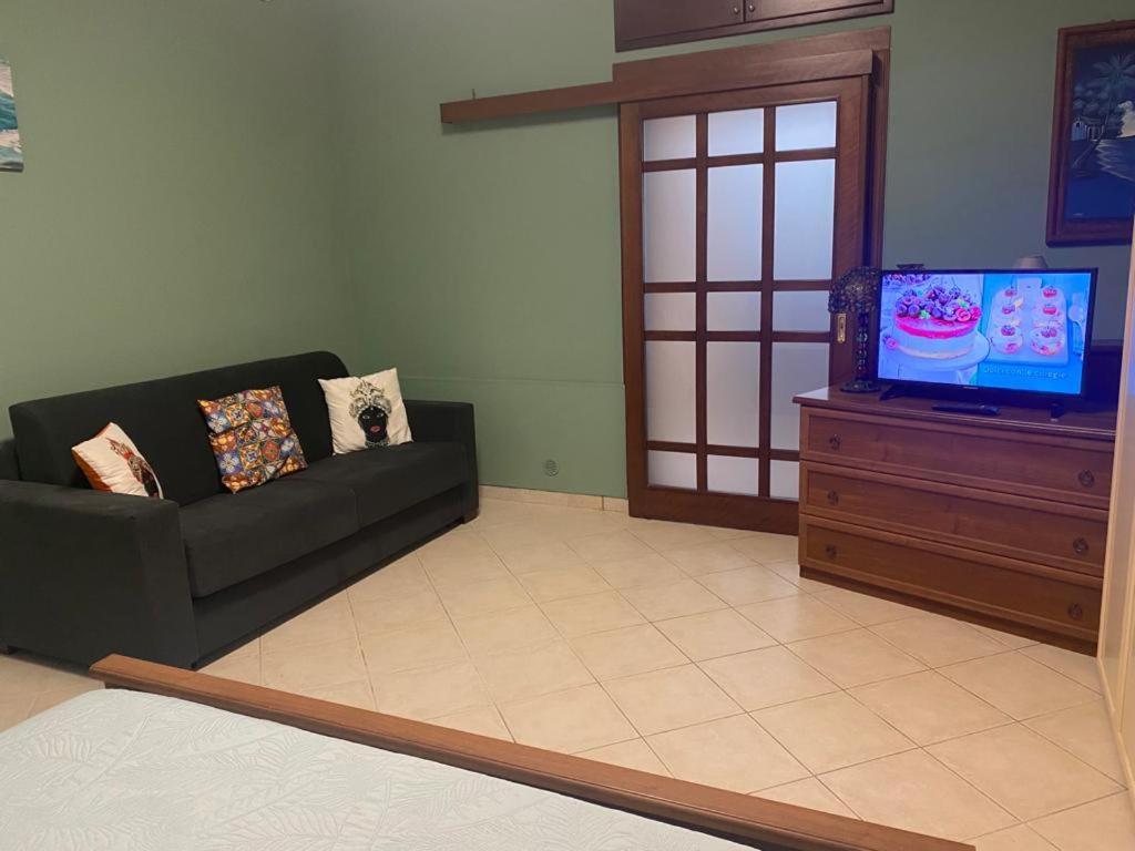 Vista Eolie Milazzo- Apartments ภายนอก รูปภาพ