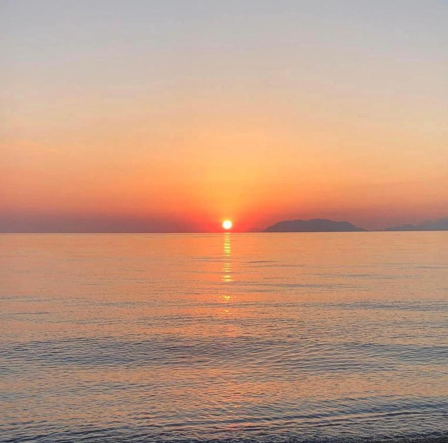 Vista Eolie Milazzo- Apartments ภายนอก รูปภาพ