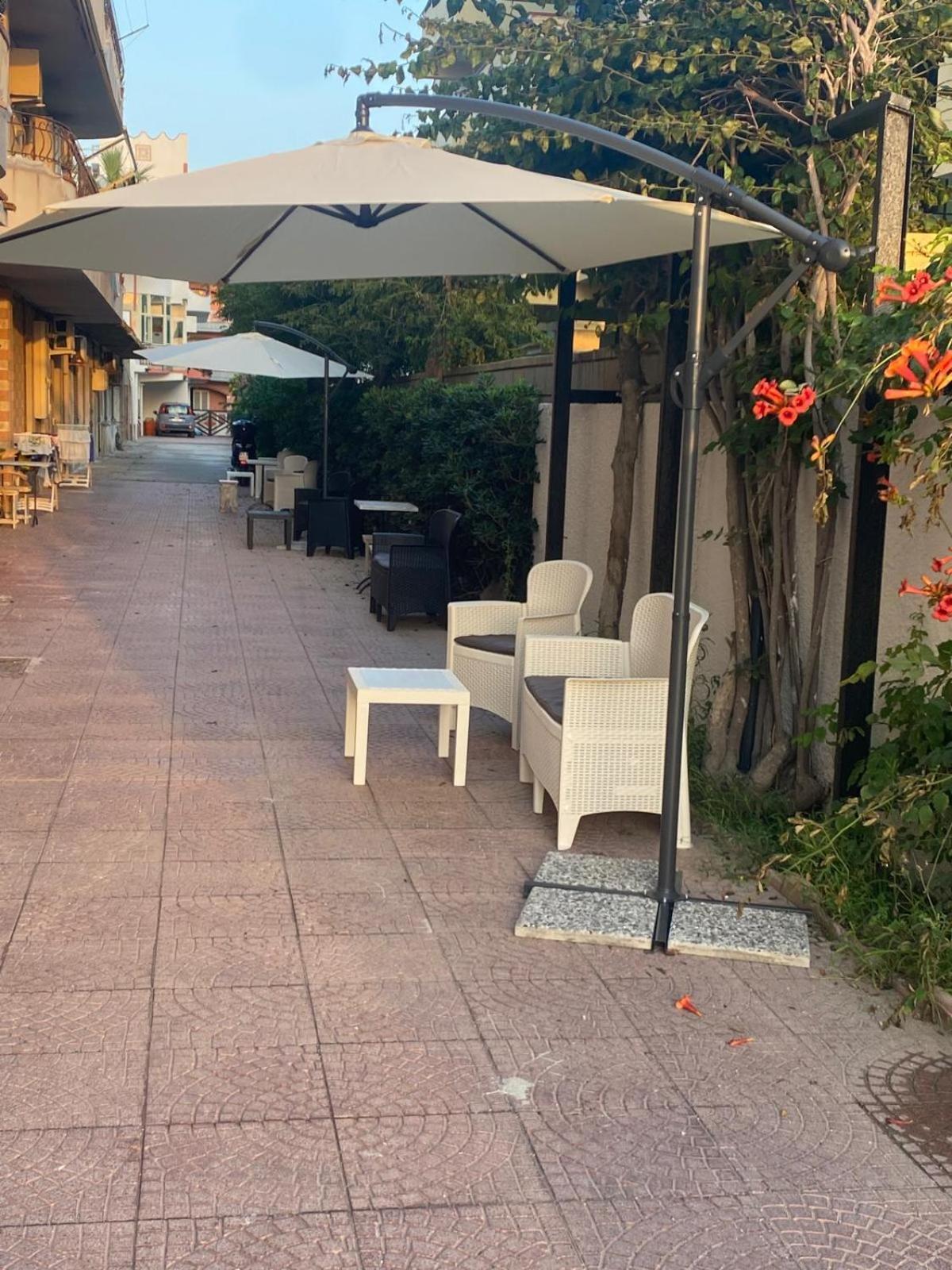Vista Eolie Milazzo- Apartments ภายนอก รูปภาพ